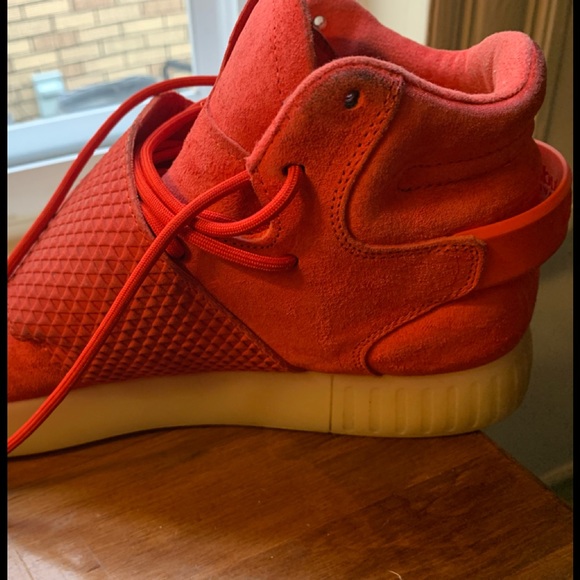 ADIDAS RED TUBULARS - Picture 6 of 8